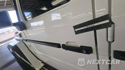 2017 Mercedes-Benz G 550 4x4 Squared - zdjęcie 33 z 37 - miniatura
