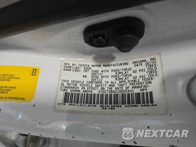 2001 Toyota Sequoia Limited - zdjęcie 15 z 36 - miniatura