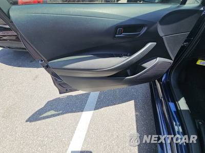 2022 Toyota Corolla LE Sedan - zdjęcie 9 z 27 - miniatura