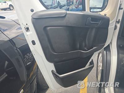 2016 Ram ProMaster 2500 Cargo Van High Roof 159.0" WB - zdjęcie 9 z 30 - miniatura