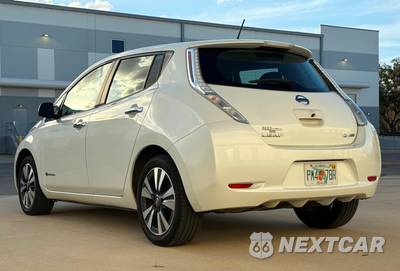 2016 Nissan LEAF SV - zdjęcie 9 z 47 - miniatura