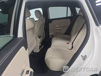 2025 Mercedes-Benz GLA GLA 250 - zdjęcie 13 z 18 - miniatura