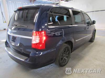 2012 Chrysler Town & Country Touring 121.2" WB - zdjęcie 6 z 20 - miniatura