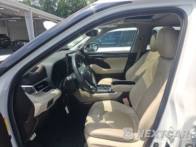2020 Toyota Highlander Limited - zdjęcie 7 z 24 - miniatura
