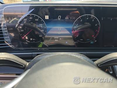 2025 Mercedes-Benz GLS 450 4MATIC - zdjęcie 12 z 20 - miniatura
