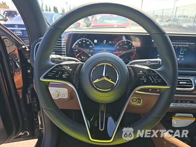 2025 Mercedes-Benz GLS 450 4MATIC - zdjęcie 10 z 20 - miniatura