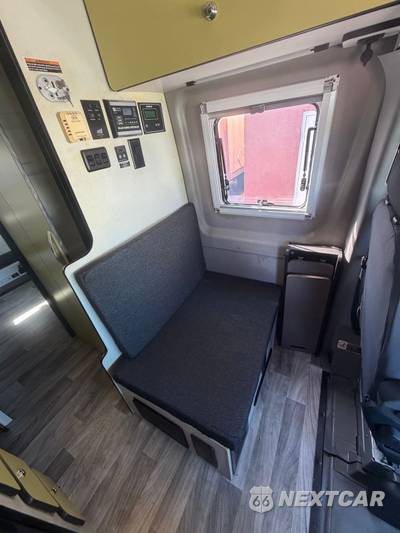 2017 Mercedes-Benz Sprinter 2500 Cargo Van Standard Roof 144.3" WB - zdjęcie 17 z 23 - miniatura