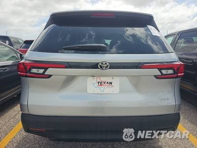 2026 Toyota Grand Highlander XLE - zdjęcie 5 z 17 - miniatura