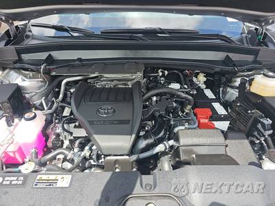 2026 Toyota Grand Highlander XLE - zdjęcie 15 z 17 - miniatura