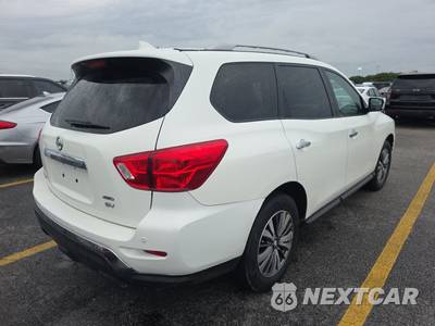 2020 Nissan Pathfinder SV - zdjęcie 4 z 17 - miniatura