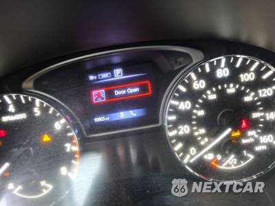 2020 Nissan Pathfinder SV - zdjęcie 12 z 17 - miniatura