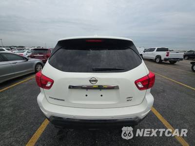 2020 Nissan Pathfinder SV - zdjęcie 5 z 17 - miniatura