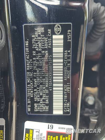 2025 Toyota Camry LE - zdjęcie 14 z 17 - miniatura