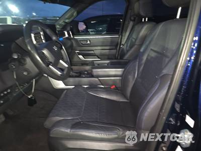 2024 Toyota Sequoia Platinum - zdjęcie 7 z 24 - miniatura