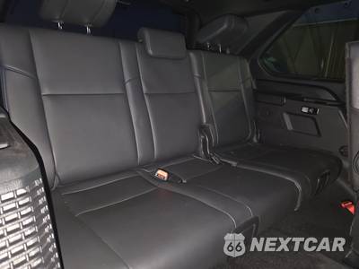 2024 Toyota Sequoia Platinum - zdjęcie 14 z 24 - miniatura