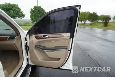 2013 Mercedes-Benz GL-Class GL 550 4MATIC - zdjęcie 20 z 47 - miniatura
