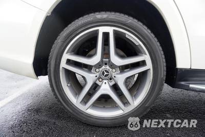 2013 Mercedes-Benz GL-Class GL 550 4MATIC - zdjęcie 46 z 47 - miniatura