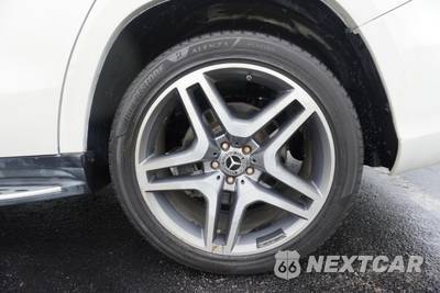 2013 Mercedes-Benz GL-Class GL 550 4MATIC - zdjęcie 45 z 47 - miniatura