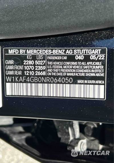 2022 Mercedes-Benz C 300 Sedan - zdjęcie 16 z 17 - miniatura