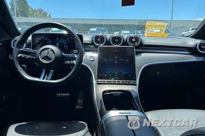 2022 Mercedes-Benz C 300 Sedan - zdjęcie 9 z 17 - miniatura