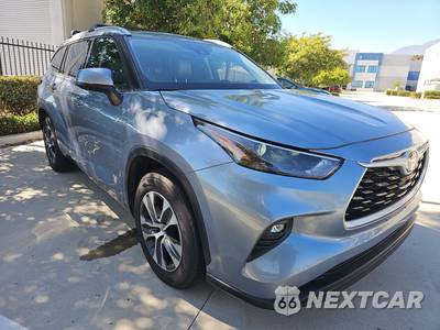 2022 Toyota Highlander XLE - zdjęcie 3 z 34 - miniatura