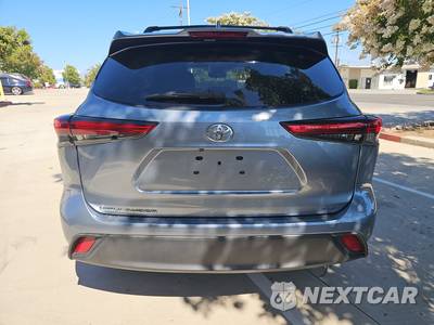 2022 Toyota Highlander XLE - zdjęcie 5 z 34 - miniatura