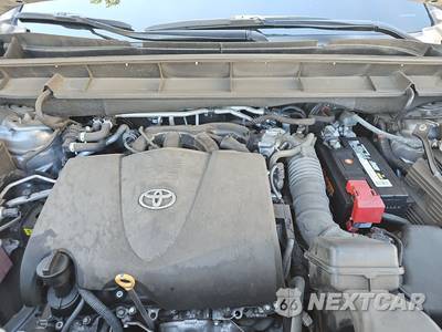 2022 Toyota Highlander XLE - zdjęcie 17 z 34 - miniatura