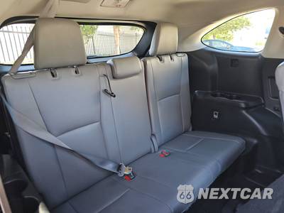 2022 Toyota Highlander XLE - zdjęcie 14 z 34 - miniatura