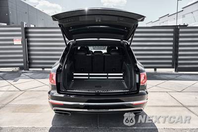 2017 Bentley Bentayga W12 - zdjęcie 15 z 75 - miniatura