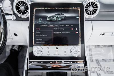2026 Mercedes-Benz Maybach SL 680 Monogram Series - zdjęcie 71 z 79 - miniatura