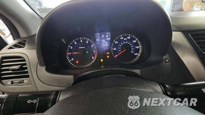 2016 Hyundai Accent SE - zdjęcie 37 z 41 - miniatura