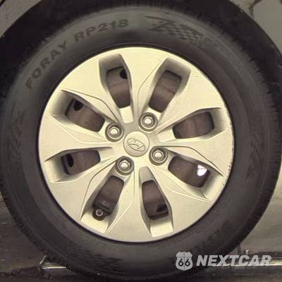 2016 Hyundai Accent SE - zdjęcie 31 z 41 - miniatura