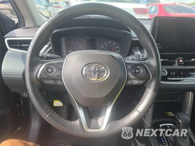 2023 Toyota Corolla Cross LE - zdjęcie 10 z 21 - miniatura