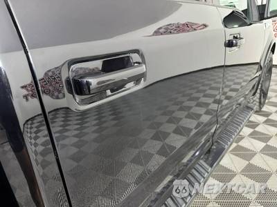 2019 Ford F-150 Lariat Crew Cab Short Bed - zdjęcie 29 z 47 - miniatura
