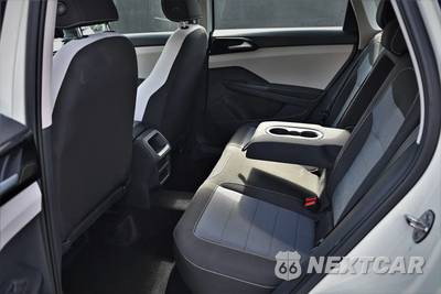 2025 Volkswagen Taos S - zdjęcie 15 z 18 - miniatura