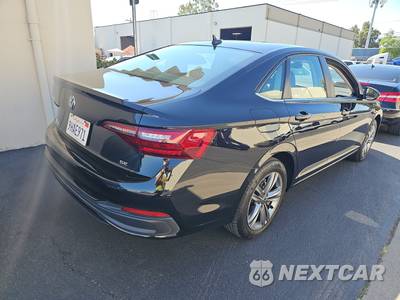 2023 Volkswagen Jetta SE - zdjęcie 4 z 24 - miniatura