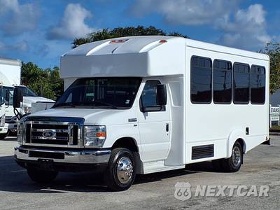 2016 Ford Super Duty E-350 Cutaway DRW - zdjęcie 7 z 28 - miniatura