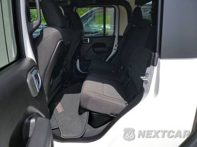 2026 Jeep Gladiator Mojave Crew Cab Medium Bed - zdjęcie 13 z 26 - miniatura