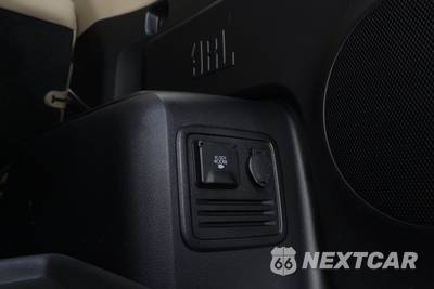2019 Toyota 4Runner Limited - zdjęcie 64 z 68 - miniatura