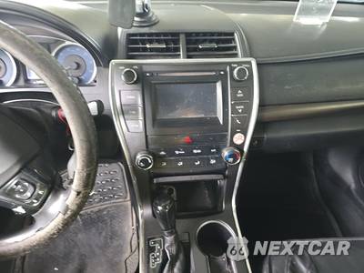 2016 Toyota Camry LE - zdjęcie 11 z 73 - miniatura