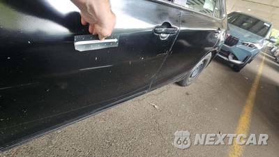 2016 Toyota Camry LE - zdjęcie 39 z 73 - miniatura