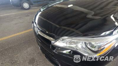 2016 Toyota Camry LE - zdjęcie 46 z 73 - miniatura