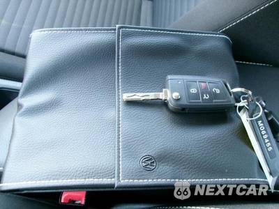 2025 Volkswagen Jetta S - zdjęcie 14 z 28 - miniatura