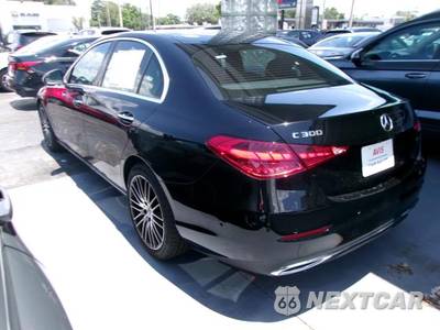 2025 Mercedes-Benz C 300 - zdjęcie 10 z 28 - miniatura