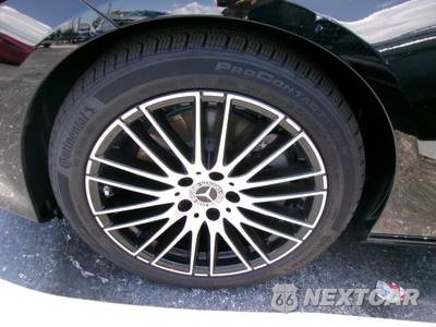 2025 Mercedes-Benz C 300 - zdjęcie 19 z 28 - miniatura