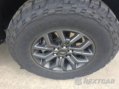 2025 Ford F-150 Tremor Crew Cab Short Bed - zdjęcie 9 z 22 - miniatura