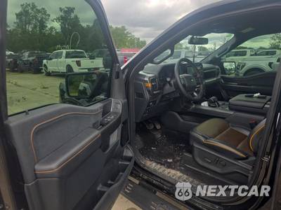 2025 Ford F-150 Tremor Crew Cab Short Bed - zdjęcie 13 z 22 - miniatura