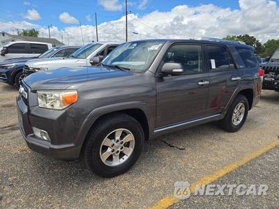 2012 Toyota 4Runner SR5 - zdjęcie 1 z 36 - miniatura