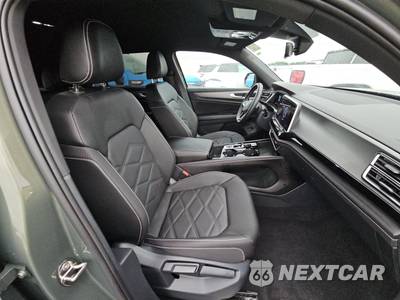 2026 Volkswagen Atlas Cross Sport 2.0T SE w/Technology - zdjęcie 8 z 23 - miniatura