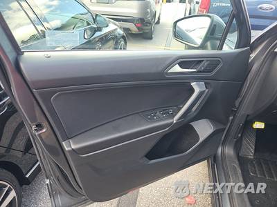 2020 Volkswagen Tiguan SE - zdjęcie 9 z 21 - miniatura